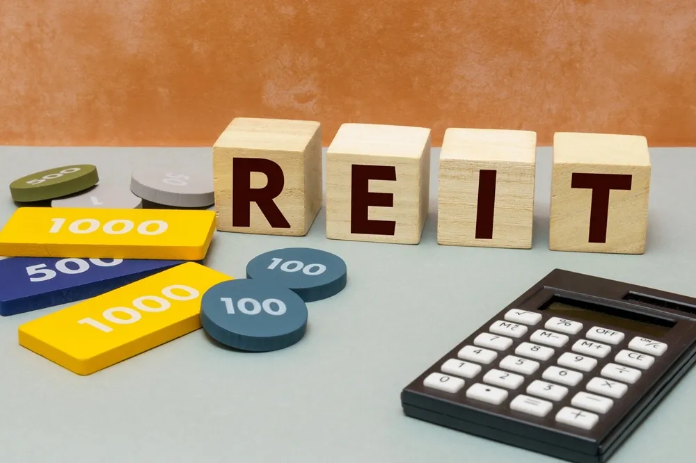 不動産投資信託（REIT）とは｜J-REITの仕組み、メリット・デメリットを解説